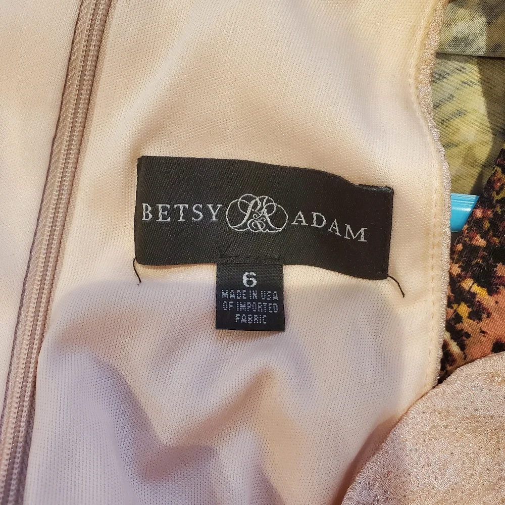 Betsy Adam's blush pink dress - Picture 4 of 7